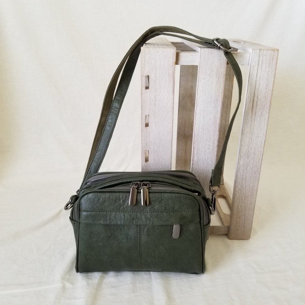 NEW! Green Faux Leather Bag with Handle-grip, Shoulder Strap, & Backpack Straps